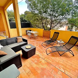 Proche Avec Terrasse Et Jardin Privatif Hyères